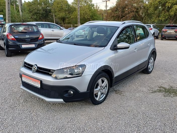 VOLKSWAGEN POLO V 1.2 70 Trendline