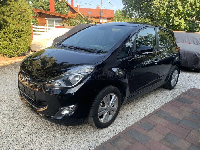 HYUNDAI IX20 1.6 DOHC Style