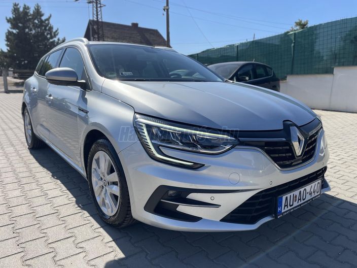 RENAULT MEGANE Grandtour 1.5 Blue dCi Intens