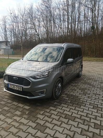 FORD TOURNEO