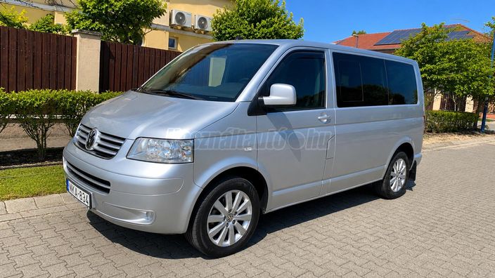 VOLKSWAGEN CARAVELLE