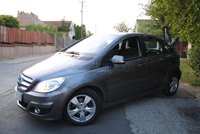 MERCEDES-BENZ B 180 CDI