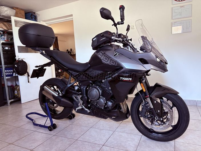 TRIUMPH TIGER SPORT 800