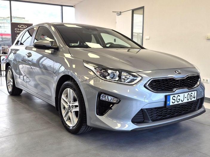 KIA CEE'D Ceed 1.0 T-GDI Gold