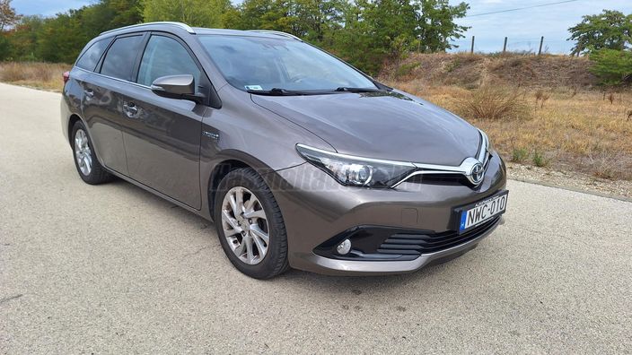 TOYOTA AURIS Touring Sports 1.8 HSD Active Trend+ TSS (Automata)