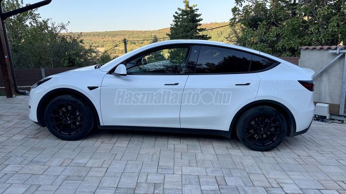 TESLA MODEL Y RWD (Automata)