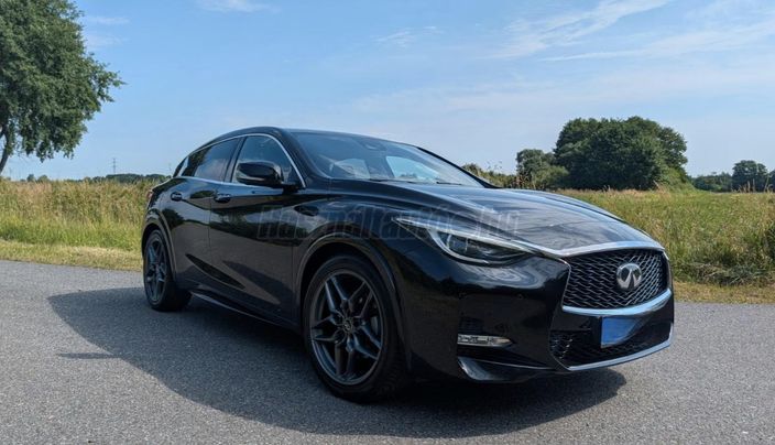 INFINITI Q30 2.2d Sport DCT AWD