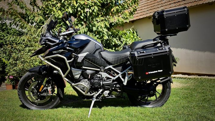 TRIUMPH TIGER 1200