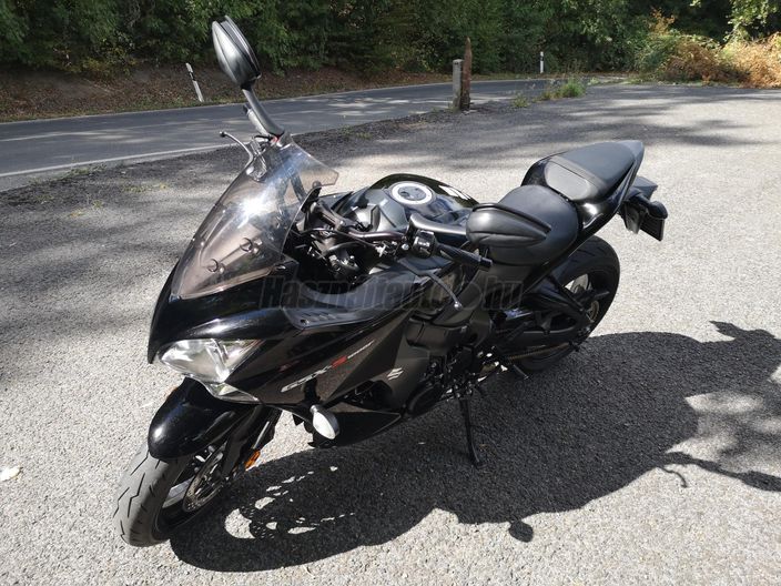 SUZUKI GSX-S 1000 F