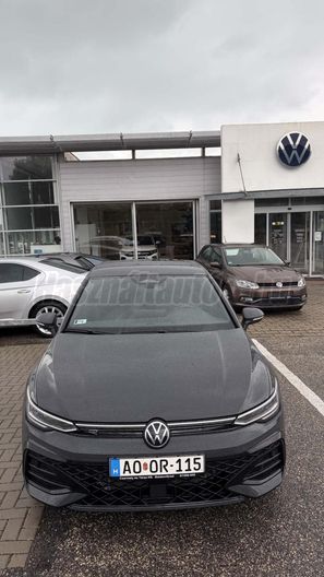 VOLKSWAGEN GOLF VIII 1.5 eTSI R-Line MAX DSG