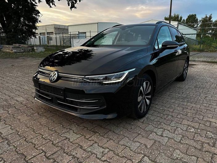 VOLKSWAGEN GOLF VIII Variant 1.5 eTSI Life DSG