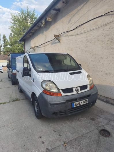 RENAULT TRAFIC 2.5 dCi L1H1 Authentique