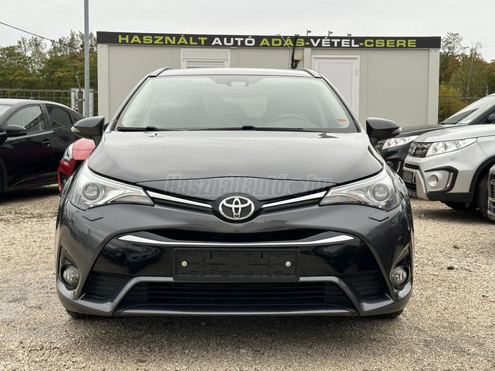TOYOTA AVENSIS Touring Sports 1.8 Active