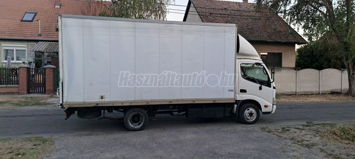 TOYOTA DYNA 3.0 D-4D 150 L4 Comfort EU5