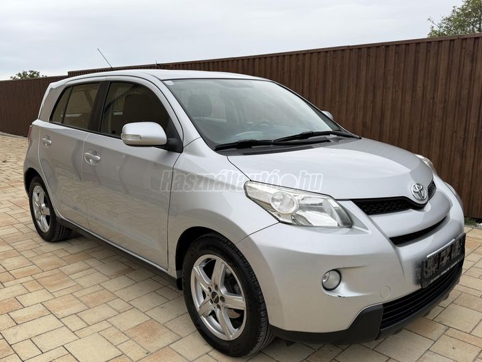 TOYOTA URBAN CRUISER 1.4 D-4D AWD