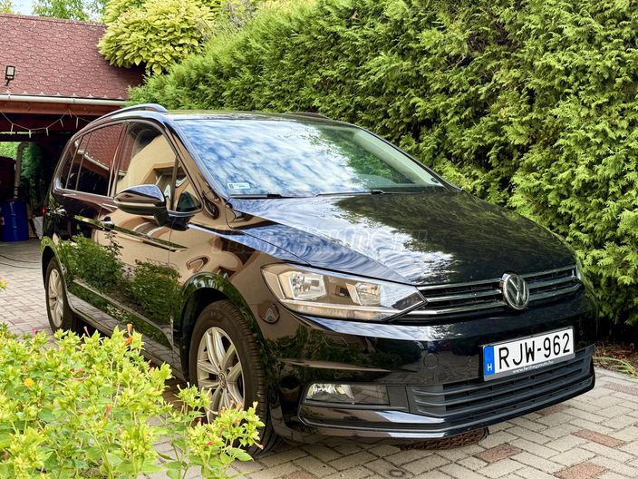 VOLKSWAGEN TOURAN 1.6 TDI BMT SCR Comfortline