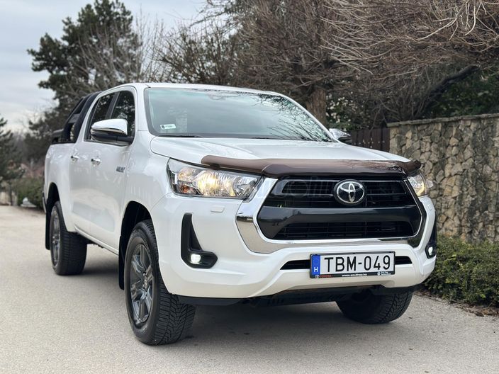 TOYOTA HILUX 2.8 D-4D 4x4 Double Active TSS (Automata)