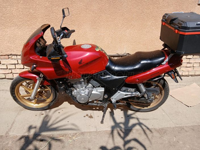 HONDA CB 500