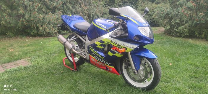 SUZUKI GSX-R 600