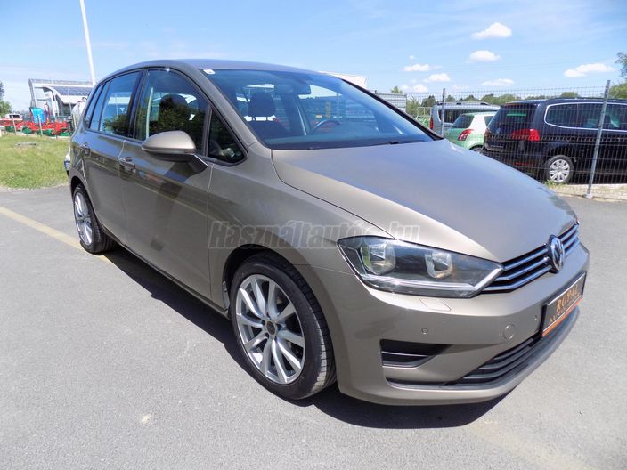 VOLKSWAGEN GOLF SPORTSVAN 1.6 TDI Comfortline