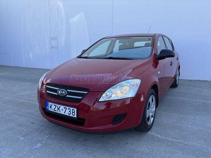 KIA CEE'D 1.4 L Cool