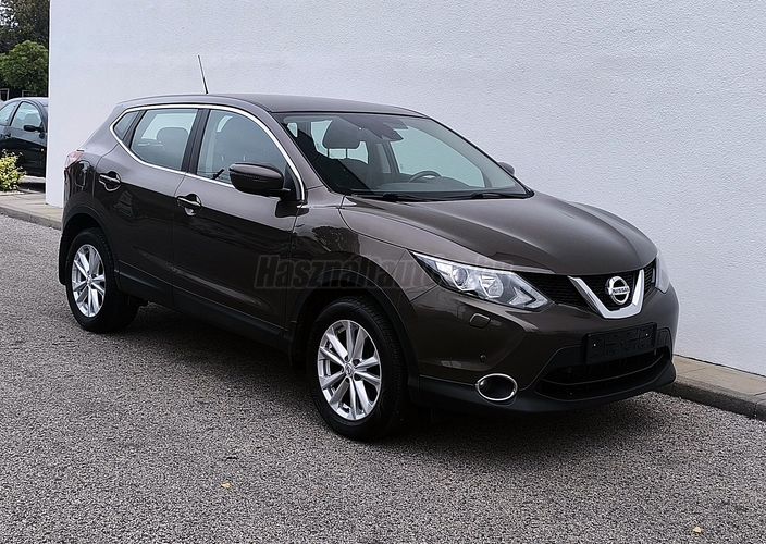 NISSAN QASHQAI 1.2 DIG-T Tekna