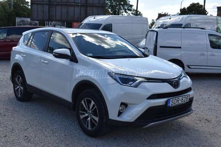 TOYOTA RAV 4 Rav4 2.0 D-4D Active 2WD