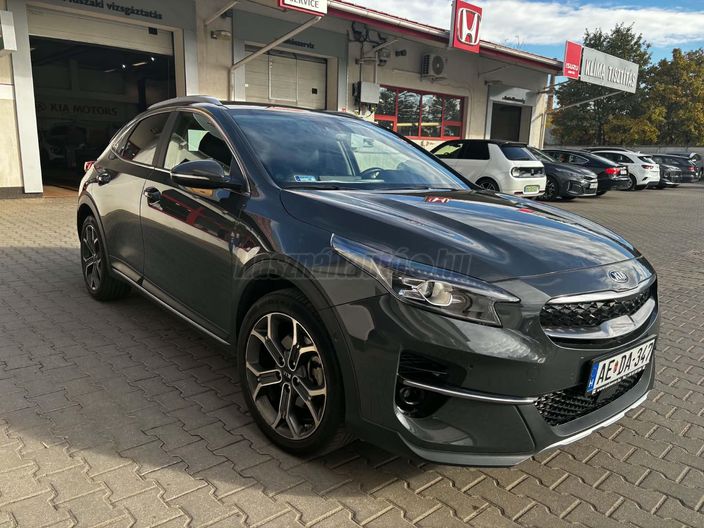 KIA XCEED 1.6 GDI PHEV X-Platinum DCT