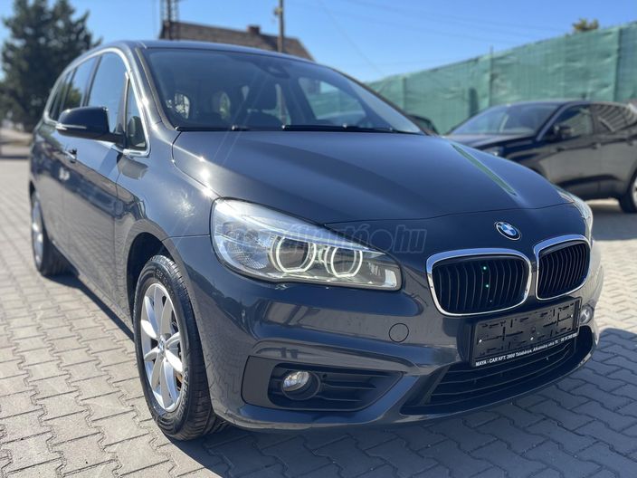 BMW 216 216i Advantage (7 személyes )
