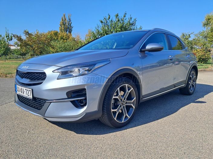 KIA XCEED 1.5 T-GDI X-Gold