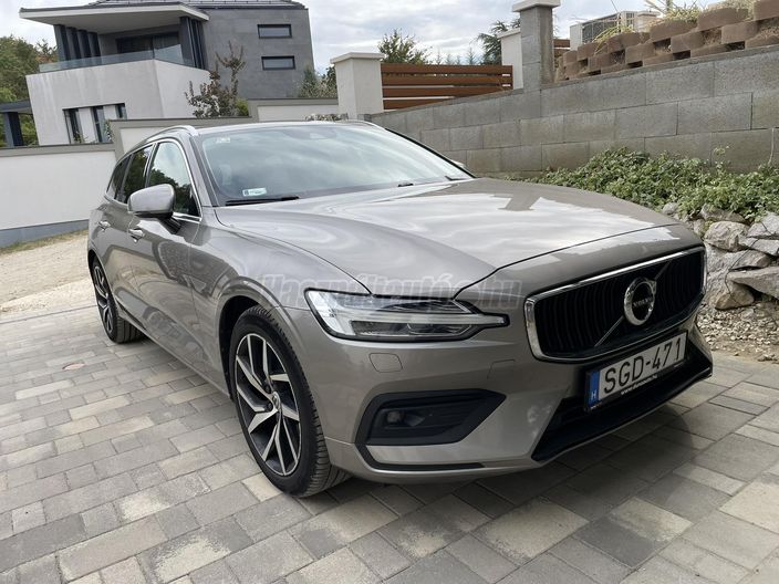VOLVO V60 2.0 [T4] Momentum Pro Geartronic