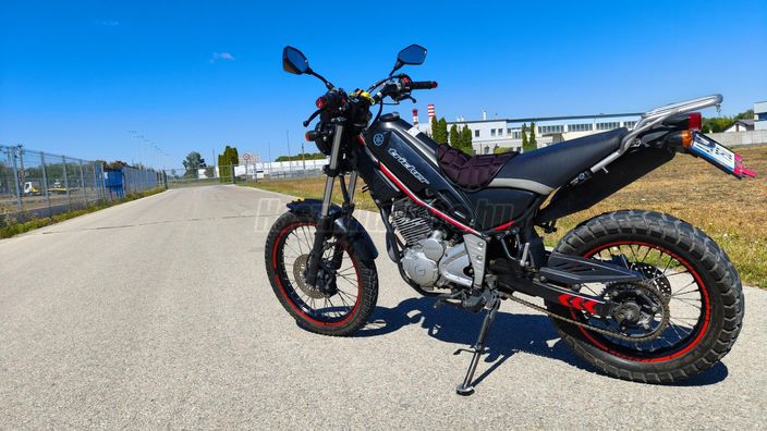 YAMAHA TRICKER XG 250