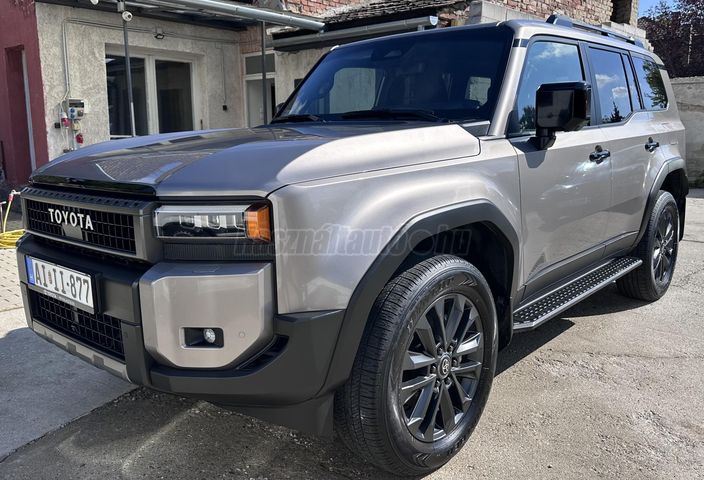TOYOTA LAND CRUISER 2.8 D-4D Executive Voyage Panoroof (Automata) [7sz]