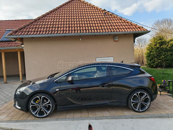 OPEL ASTRA J GTC 2.0 CDTI Start-Stop Bi-Turbo