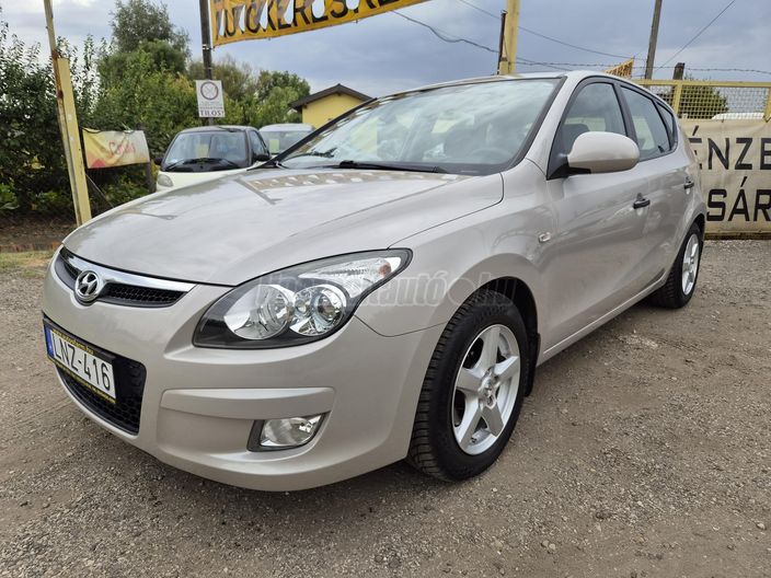 HYUNDAI I30 1.4 DOHC SUN