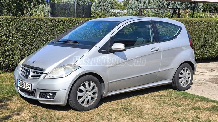MERCEDES-BENZ A 160 Avantgarde Autotronic
