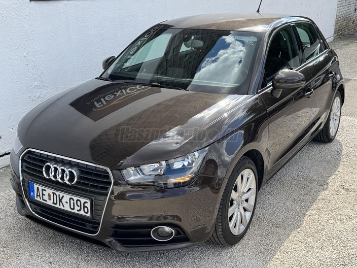 AUDI A1 Sportback 1.6 TDI DPF Attraction