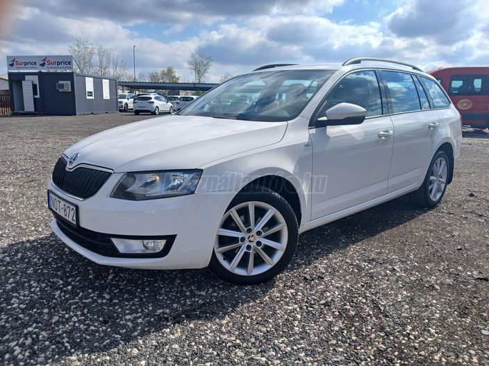 SKODA OCTAVIA Combi 1.6 CR TDI Ambition DSG