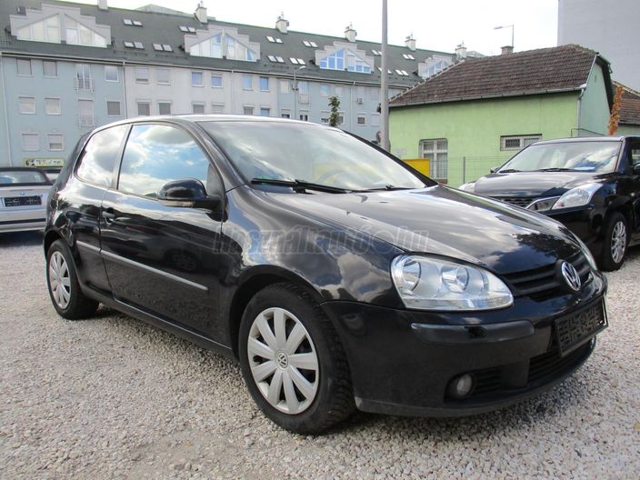 VOLKSWAGEN GOLF V 1.9 PD TDI Trendline DSG
