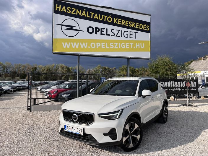 VOLVO XC40 2.0 [B4] MHEV Core AWD DCT