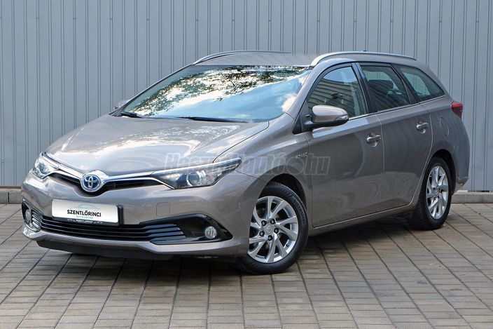 TOYOTA AURIS Touring Sports 1.8 HSD Live Plus (Automata)