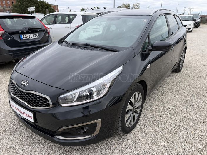 KIA CEE'D SW 1.6 CRDI Silver