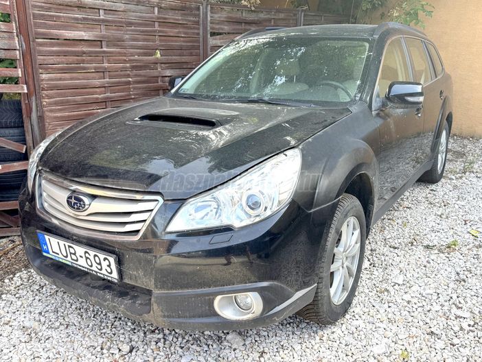 SUBARU OUTBACK 2.0 D Trend