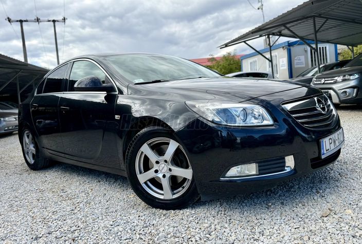 OPEL INSIGNIA 2.0 CDTI Cosmo