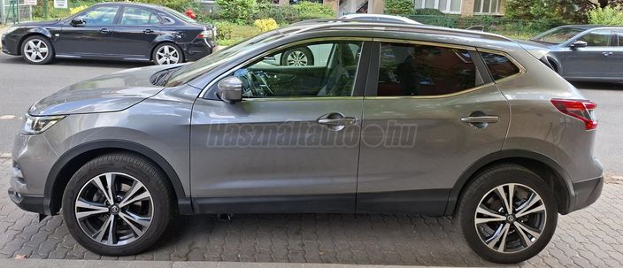 NISSAN QASHQAI 1.2 DIG-T N-Connecta