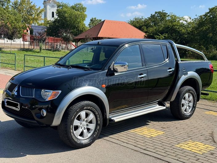 MITSUBISHI L 200 Pick Up 2.5 TD DC Intense Plus