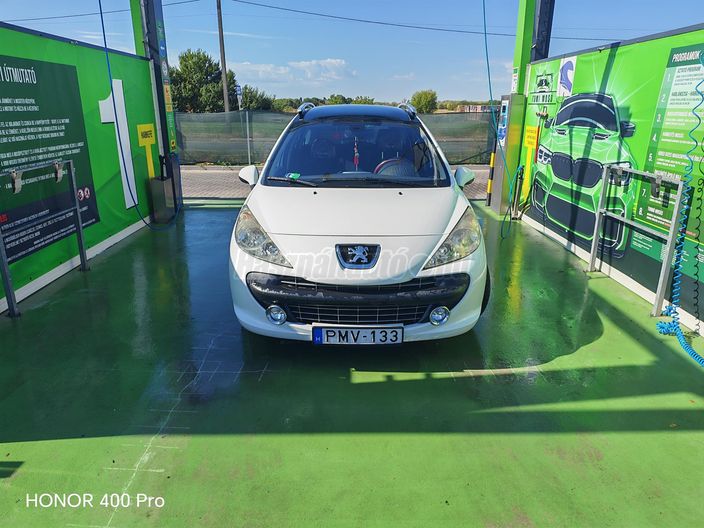 PEUGEOT 207 1.6 VTi Sporty