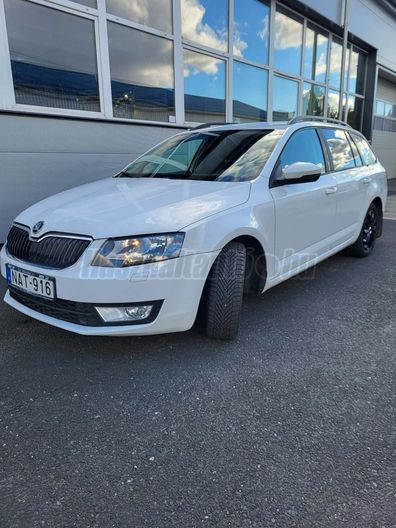 SKODA OCTAVIA Combi 1.4 TSI Ambition