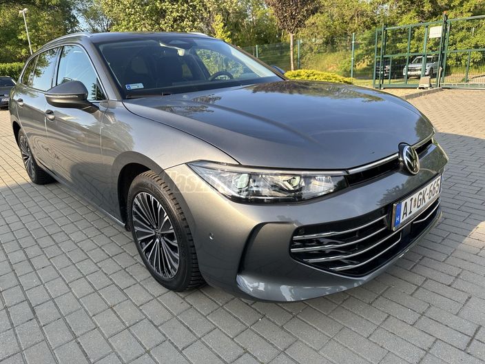 VOLKSWAGEN PASSAT Variant 2.0 TDI Elegance DSG