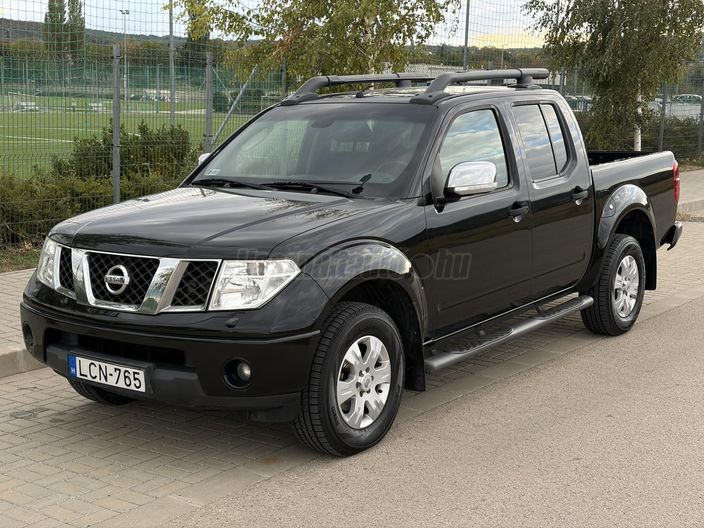 NISSAN NAVARA 4WD Double 2.5D Platinum